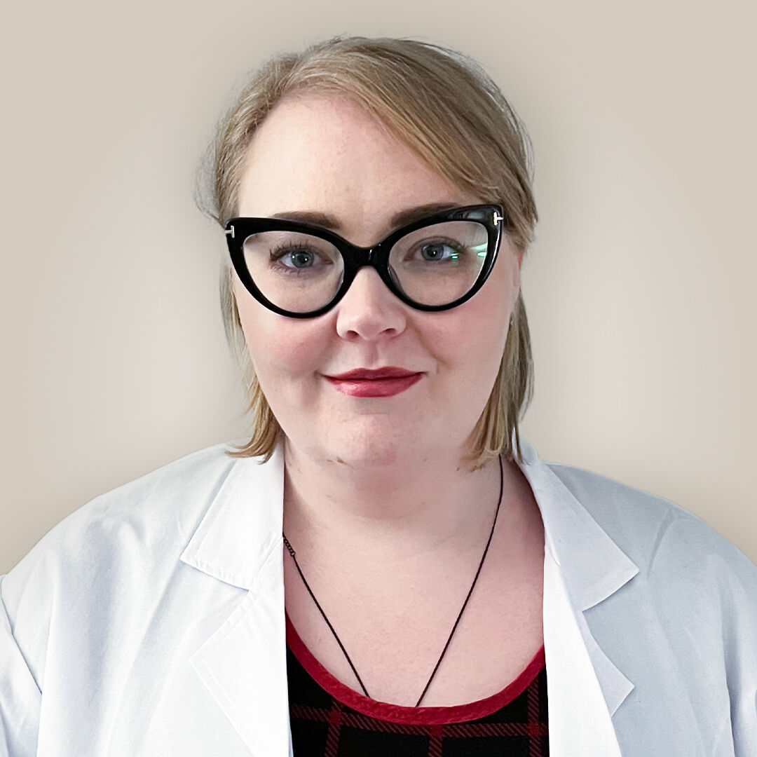 optician Sharlene headshot