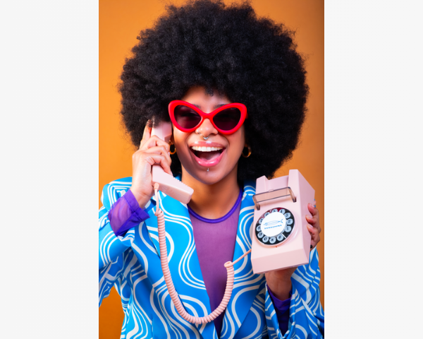 woman wearing saraghina sunglasses