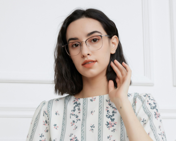 woman wearing black browline glasses