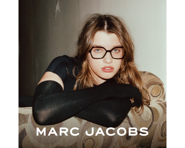 woman wearing marc jacobs eyeglasses