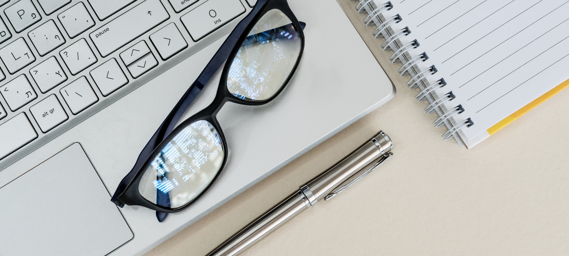 What Are Computer Varifocals? | SmartBuyGlasses UK