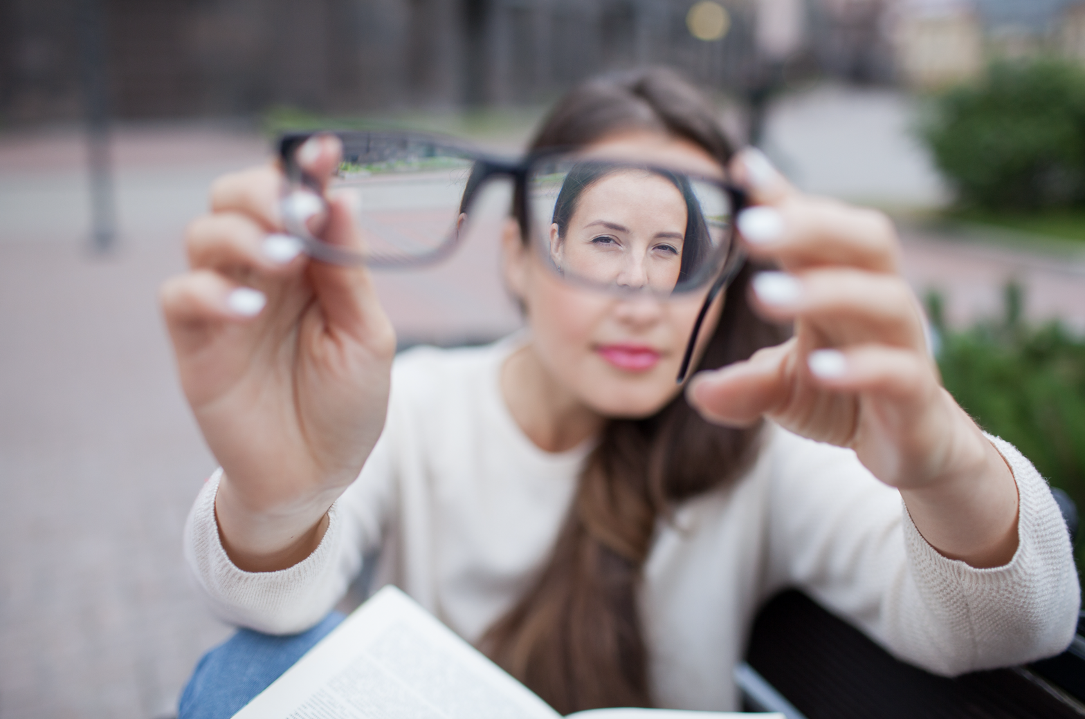 How To Read Your Eye Prescription | SmartBuyGlasses UK