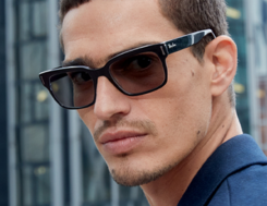 メガネとサングラス用のトランジションズ® ライトインテリジェント