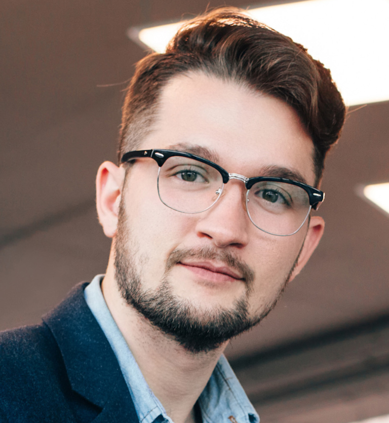 What do your glasses say about your personality? Let’s find out! Vision Direct AU